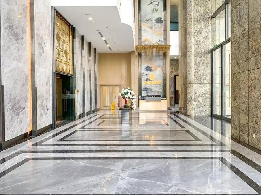 Vinhome Park At Landmark 81